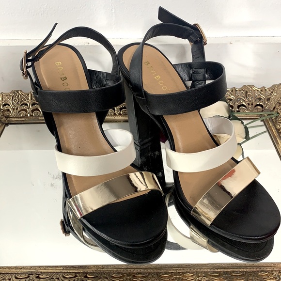 Bamboo Block Heel Sandals - Picture 1 of 6